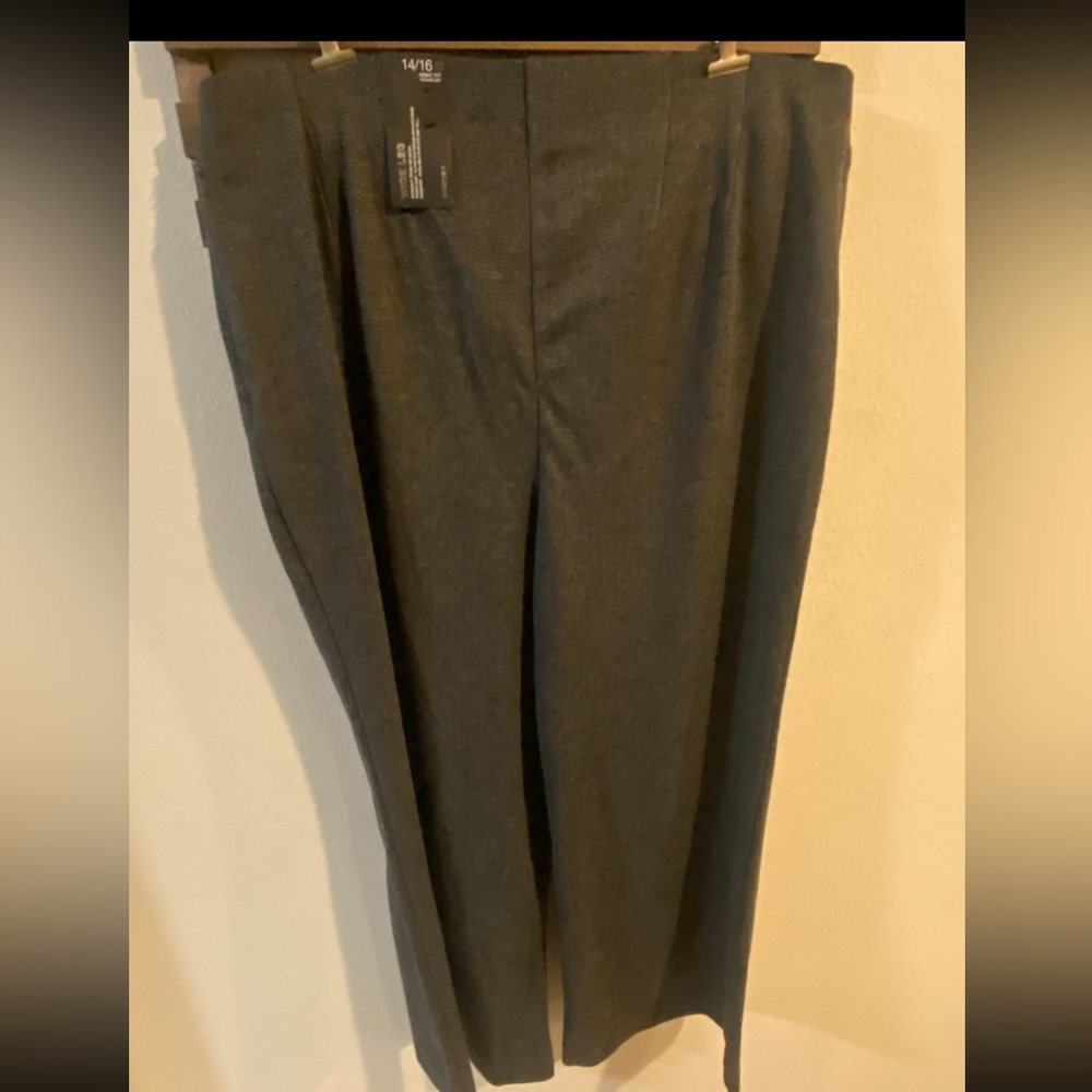 NWT Lane Bryant Gray Wide Leg Pants Size 14/16 - Picture 2 of 5